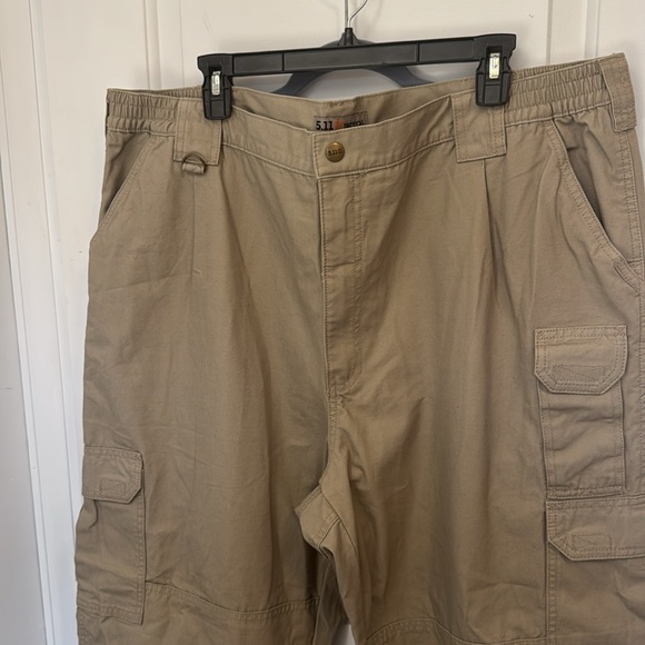 MENS 5.11 TACTICAL TAN CARGO COTTON WORK PANTS SIZE 44 x 30 - Picture 7 of 13